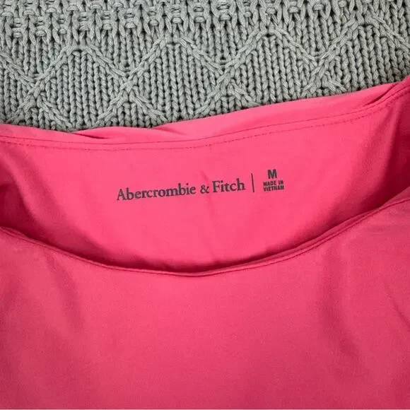 Abercrombie & Fitch Pink Women's Short Sleeve Tee Performance Material ~ S/M - Picture 7 of 11